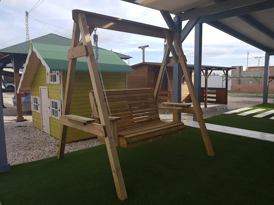 Columpios y Toboganes en madera