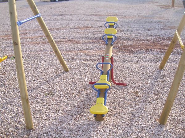 Columpios y Toboganes en madera