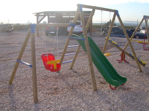 Columpios y Toboganes en madera