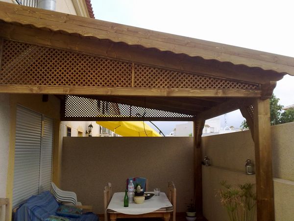 pergola de madera